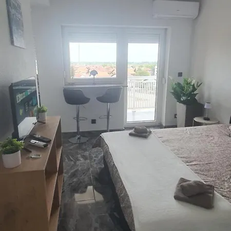 Katic Апартаменты