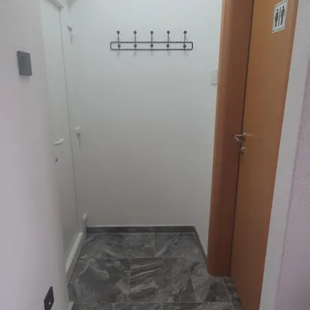 Katic Διαμέρισμα Odžak